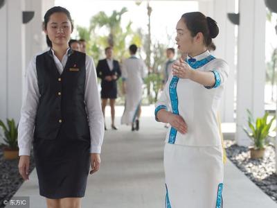 餐廳全流程服務用語及禮儀指南 從迎客到送客的貼心規范